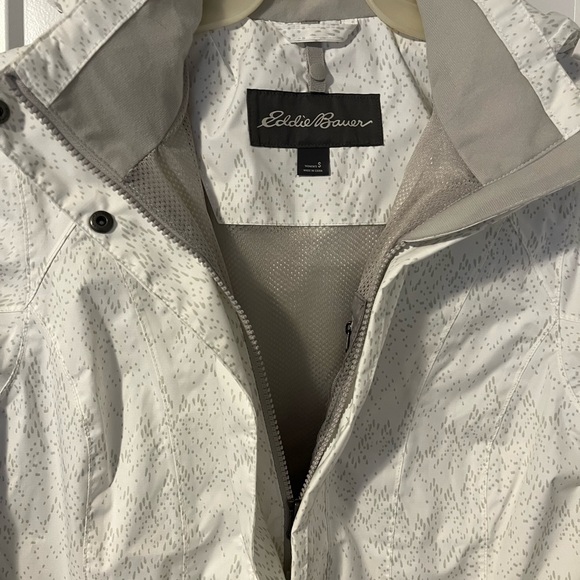 White Patterned Jacket - Picture 2 of 3